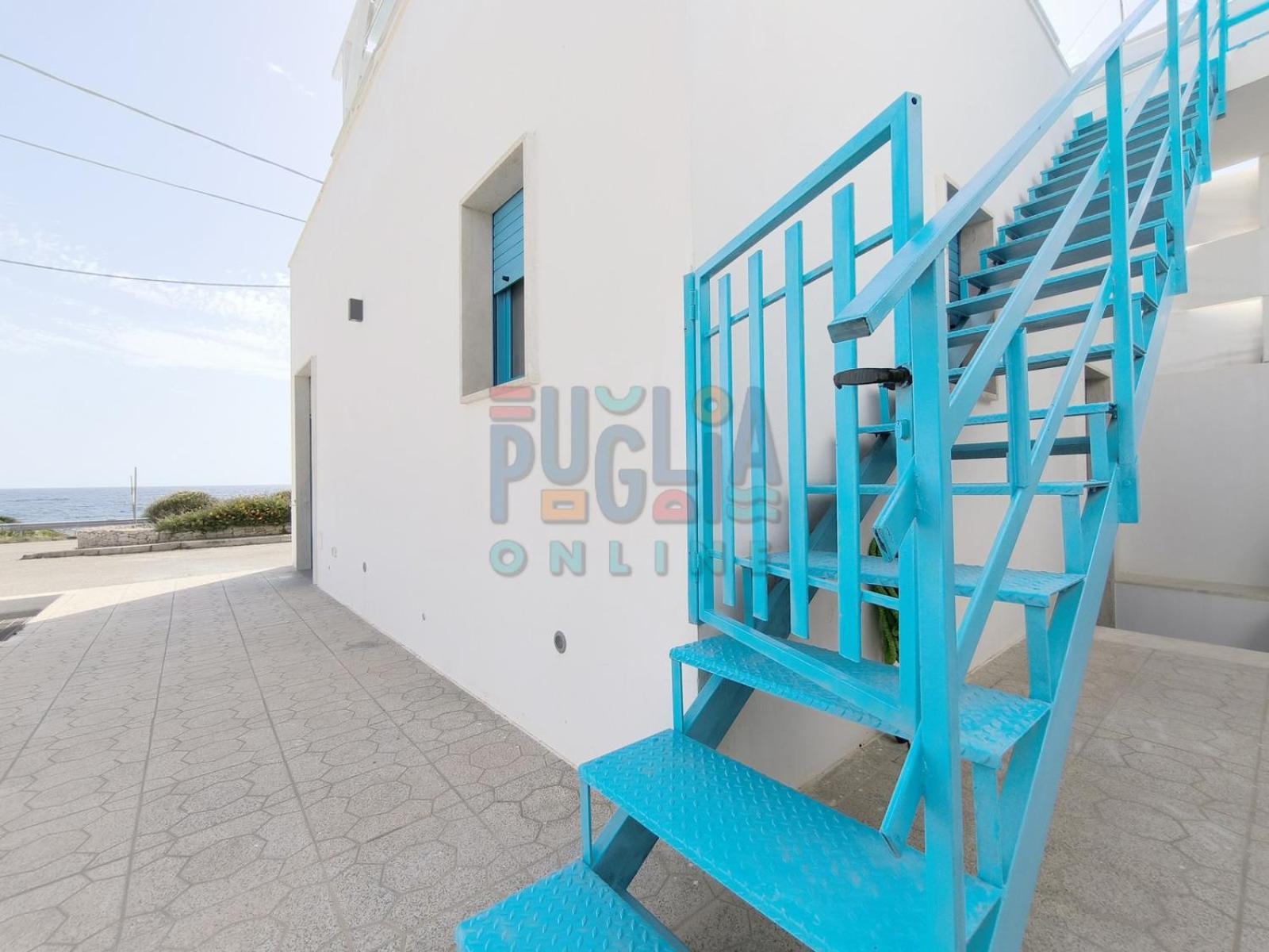 Bilocale Blue House Fronte Mare, A Posto Rosso Appartement Capilungo Buitenkant foto