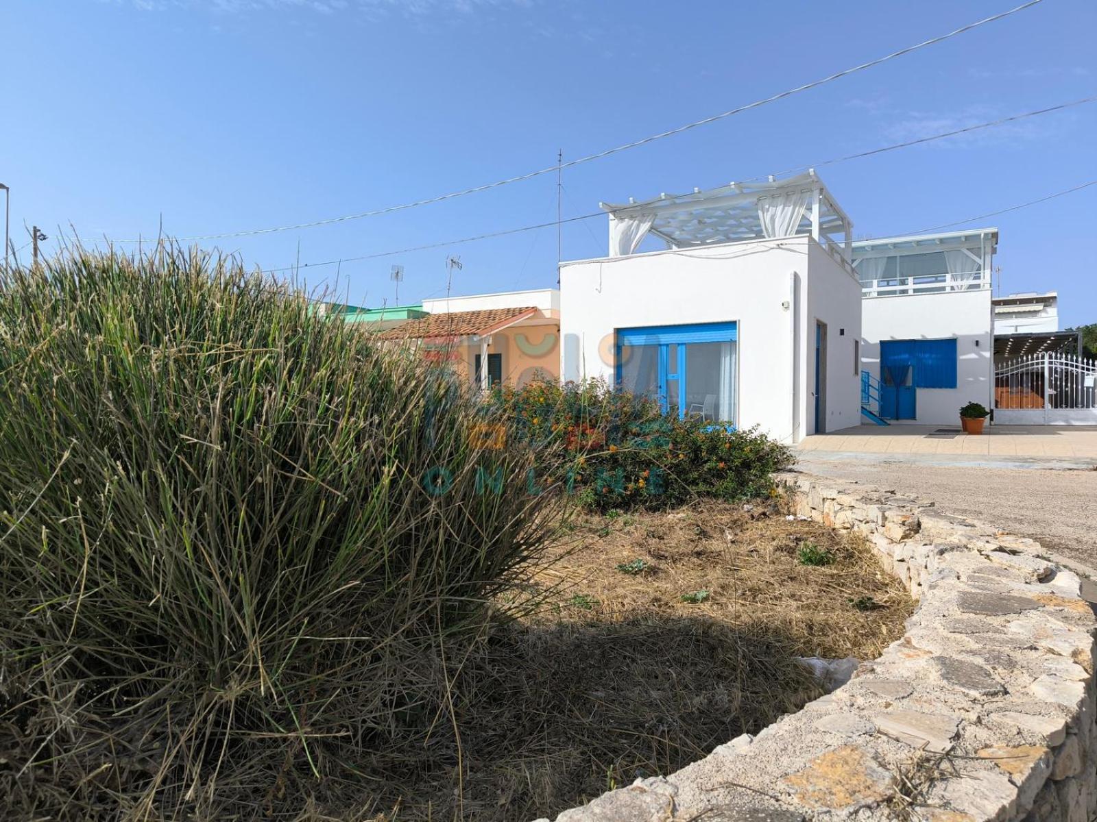 Bilocale Blue House Fronte Mare, A Posto Rosso Appartement Capilungo Buitenkant foto