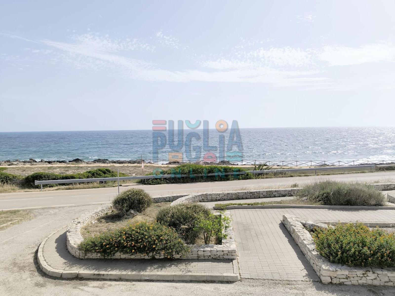 Bilocale Blue House Fronte Mare, A Posto Rosso Appartement Capilungo Buitenkant foto